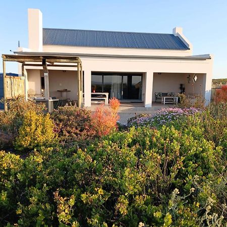 Camelot Cottages Langebaan Exterior photo