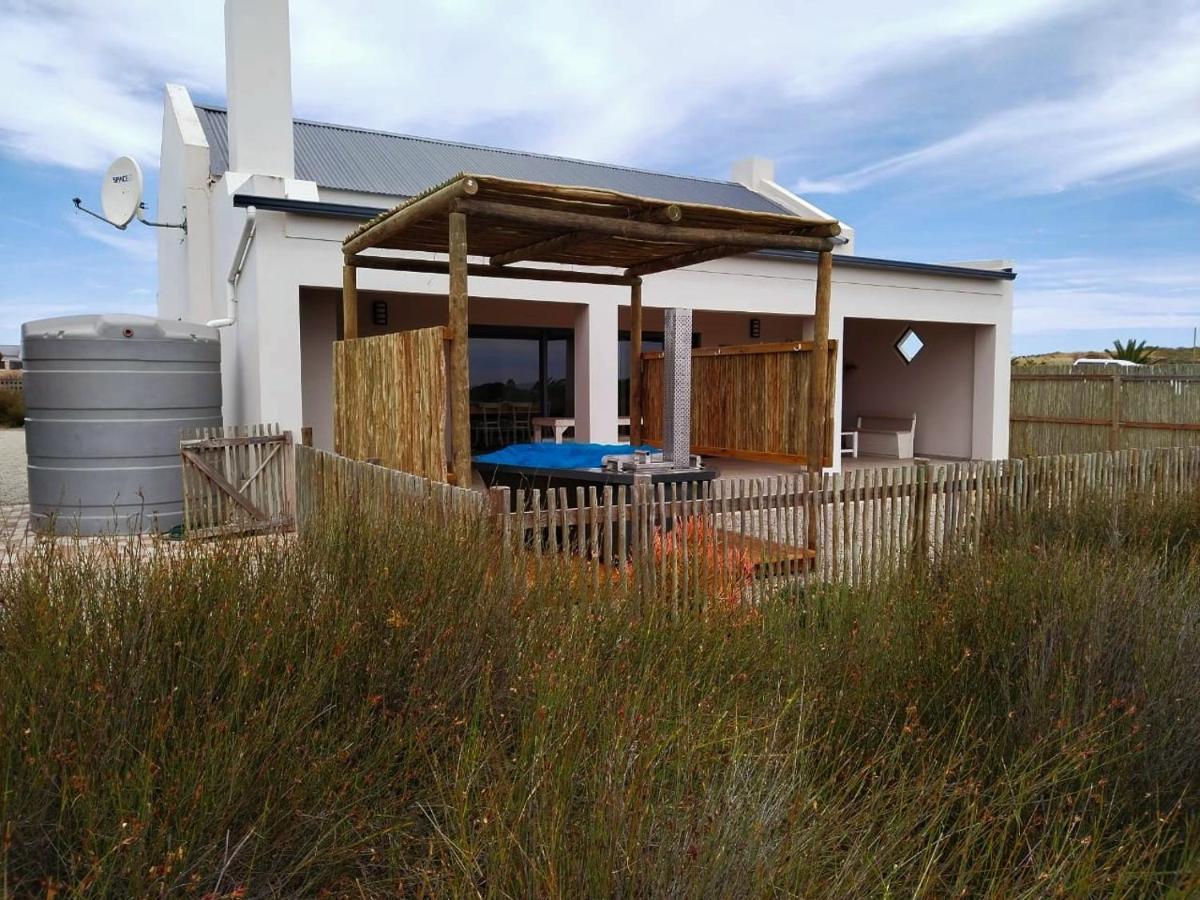 Camelot Cottages Langebaan Exterior photo