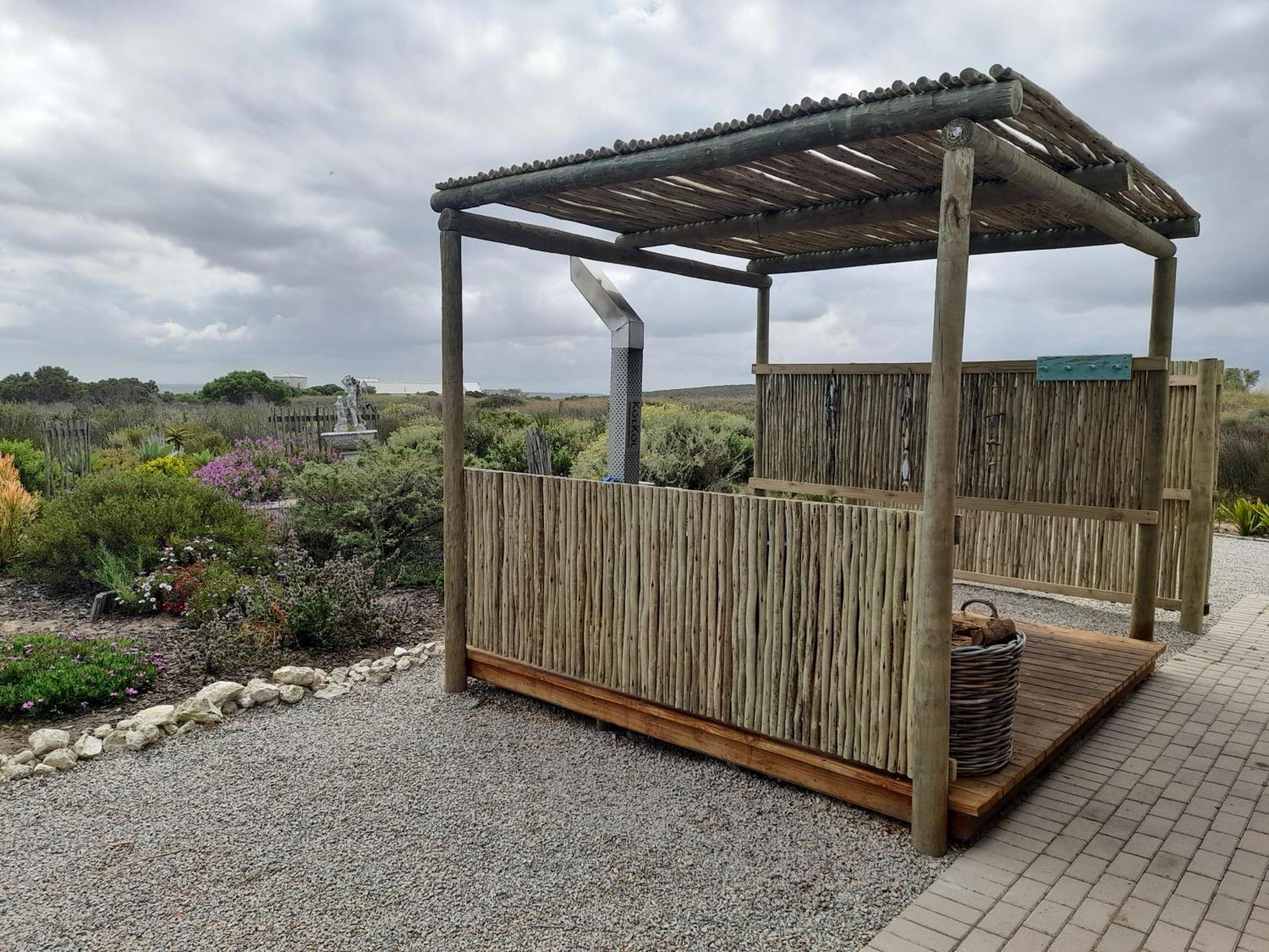 Camelot Cottages Langebaan Exterior photo