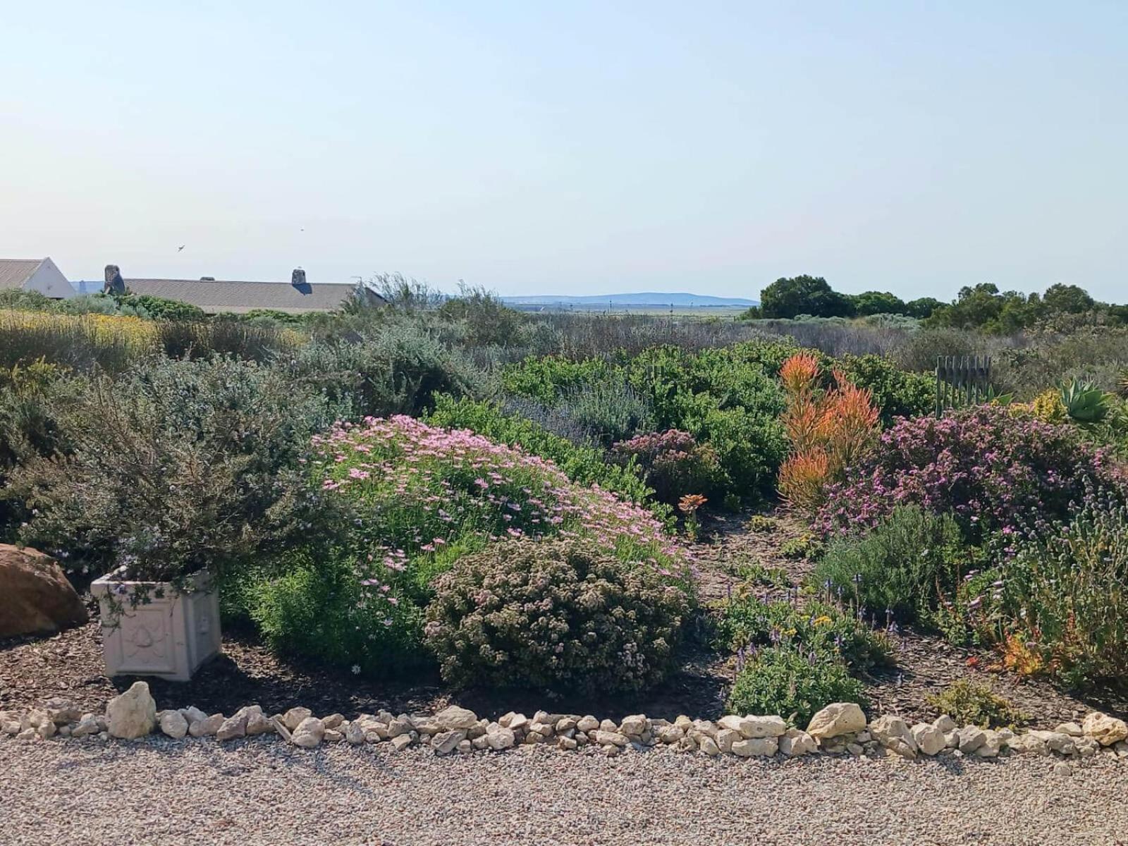 Camelot Cottages Langebaan Exterior photo