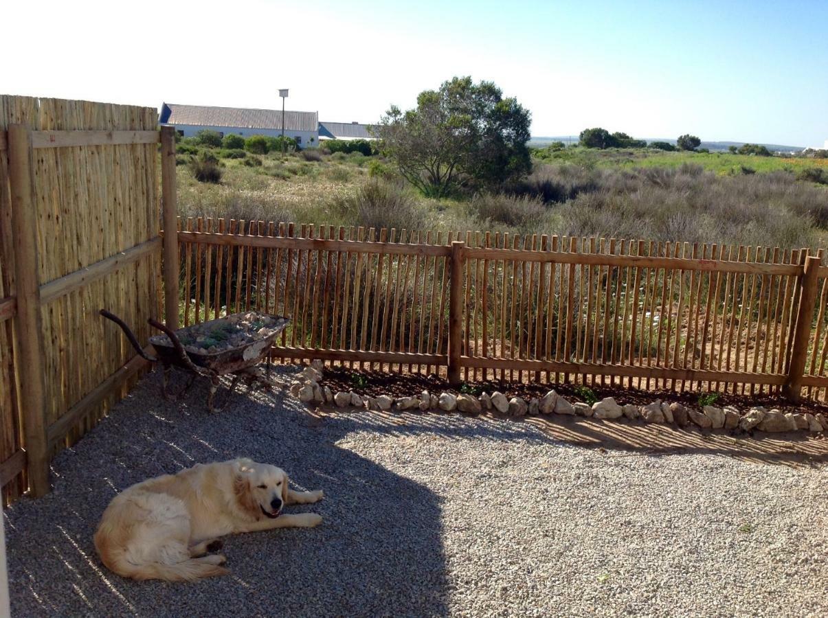 Camelot Cottages Langebaan Exterior photo