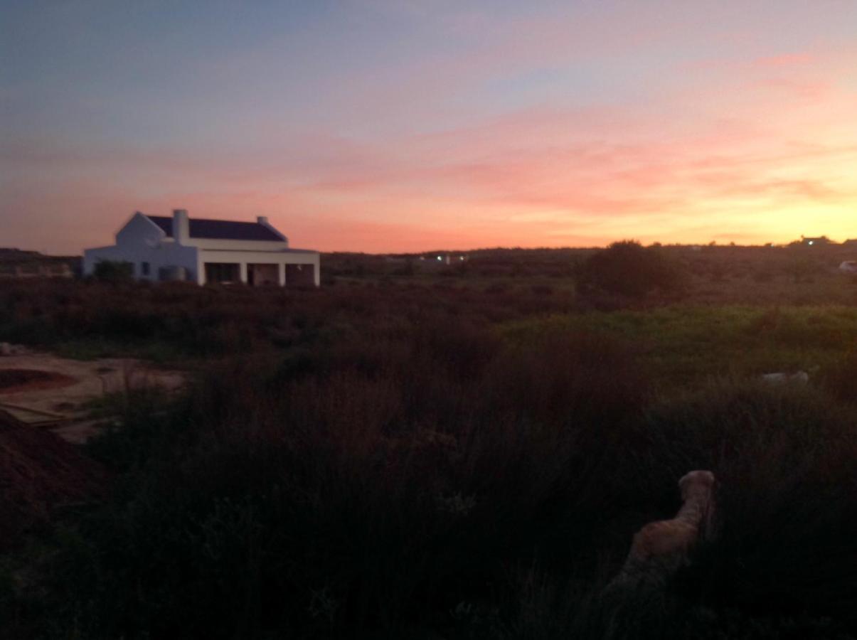 Camelot Cottages Langebaan Exterior photo